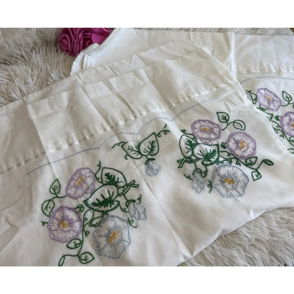 Set of 2 Vintage Handmade Embroidered Pillowcases Roses Flowers Cottage Core